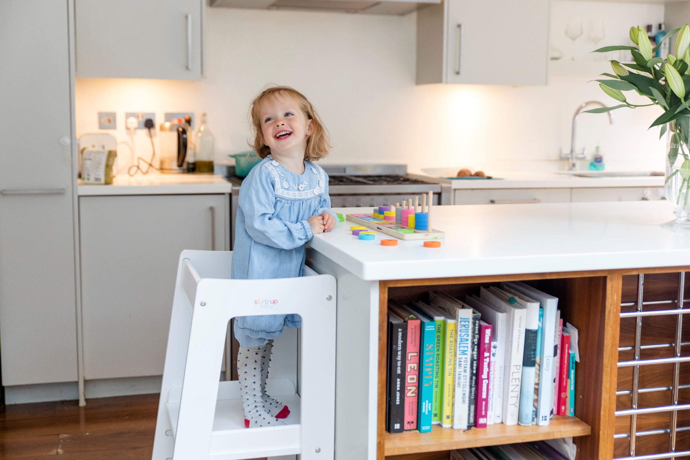 Marchepied de cuisine réglable pour enfants et tout-petits, rail