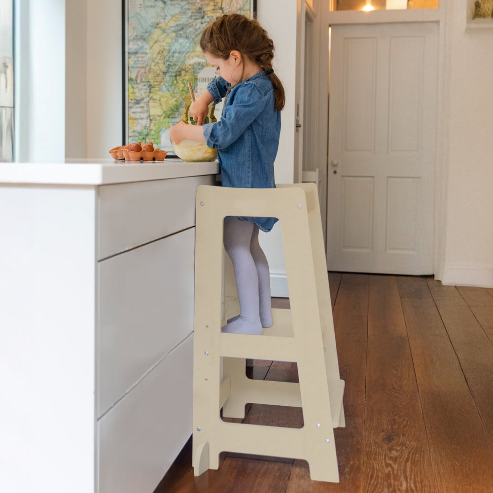 Nuestra torre Montessori para niños pequeños con escalón ajustable
